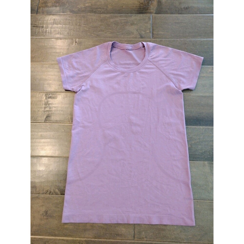 LULULEMON Women's Swiftly Tech short-sleeve dusty rose pink top - size 8